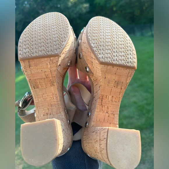 Michale Kors Sandal - Picture 9 of 12